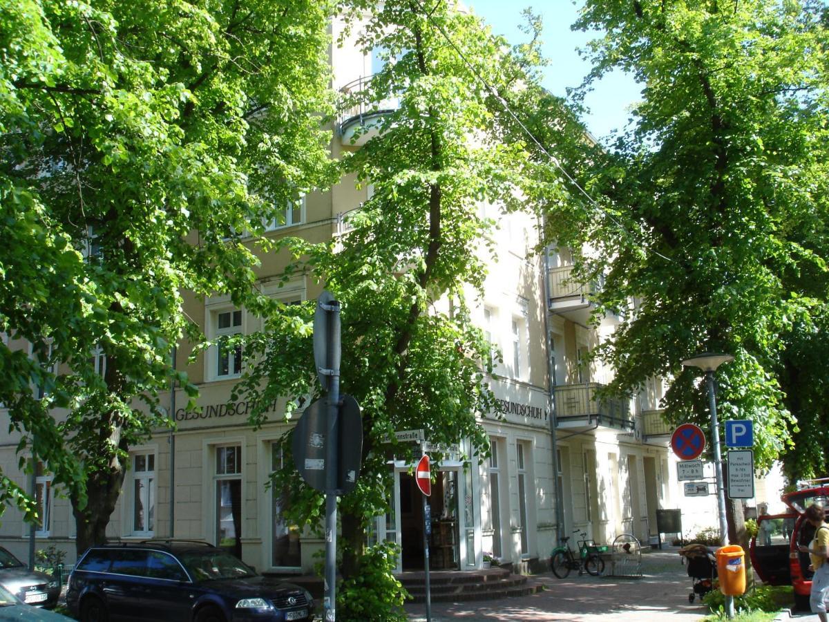 Ferienwohnung Heinrich-Heine-Straße App 09 - Parkblick Rostock Exterior foto